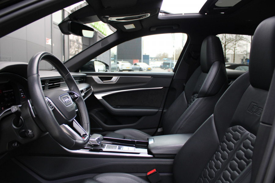 Audi RS6 Avant RS 6 TFSI quattro | DYNAMIC PLUS | KERAMISCH | HUD | 4WS | CARBON | NIGHT VISION | B&O | STUURVERW |