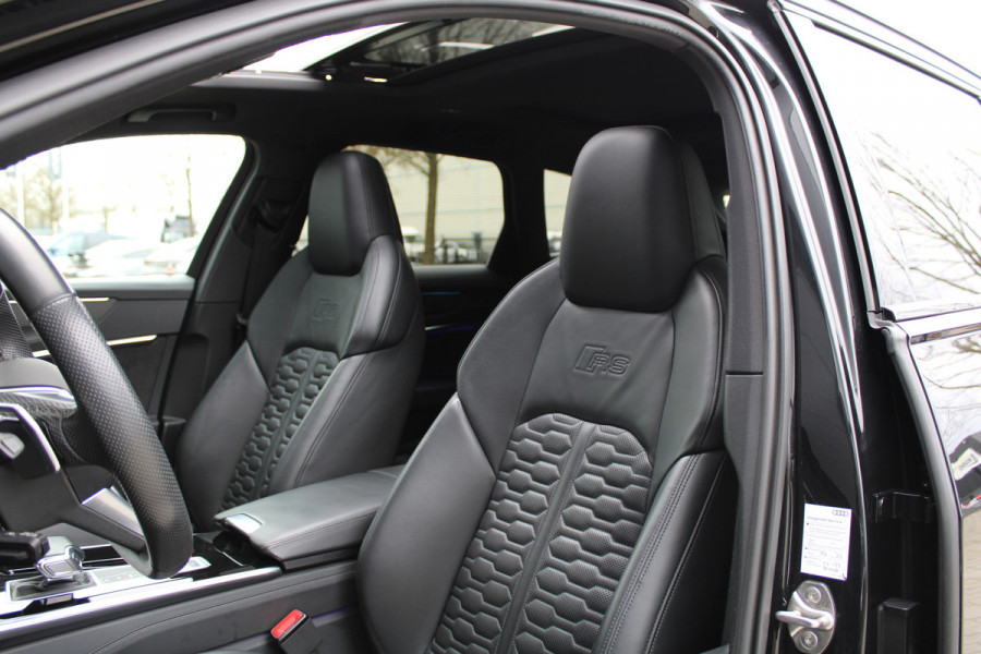 Audi RS6 Avant RS 6 TFSI quattro | DYNAMIC PLUS | KERAMISCH | HUD | 4WS | CARBON | NIGHT VISION | B&O | STUURVERW |