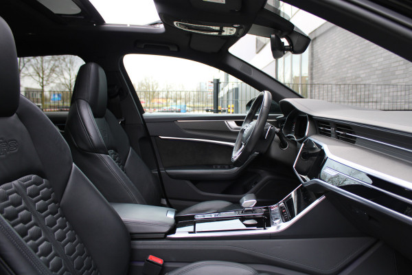 Audi RS6 Avant RS 6 TFSI quattro | DYNAMIC PLUS | KERAMISCH | HUD | 4WS | CARBON | NIGHT VISION | B&O | STUURVERW |