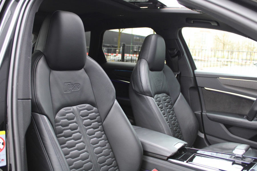 Audi RS6 Avant RS 6 TFSI quattro | DYNAMIC PLUS | KERAMISCH | HUD | 4WS | CARBON | NIGHT VISION | B&O | STUURVERW |
