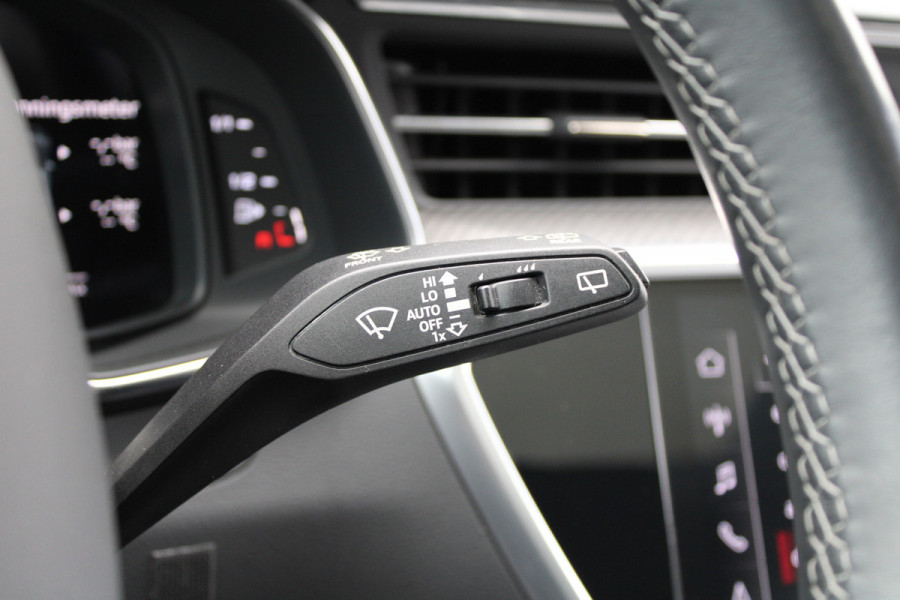 Audi RS6 Avant RS 6 TFSI quattro | DYNAMIC PLUS | KERAMISCH | HUD | 4WS | CARBON | NIGHT VISION | B&O | STUURVERW |