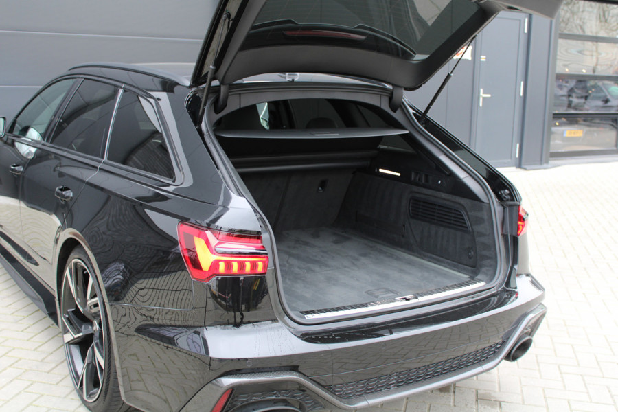Audi RS6 Avant RS 6 TFSI quattro | DYNAMIC PLUS | KERAMISCH | HUD | 4WS | CARBON | NIGHT VISION | B&O | STUURVERW |