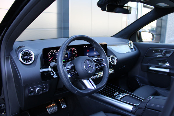 Mercedes-Benz GLA 250 e AMG Line | BTW | FACELIFT | PANO | MEMORY | 360 | MULTIBEAM |
