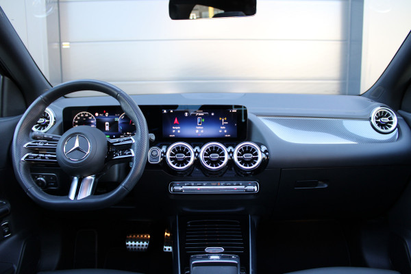 Mercedes-Benz GLA 250 e AMG Line | BTW | FACELIFT | PANO | MEMORY | 360 | MULTIBEAM |