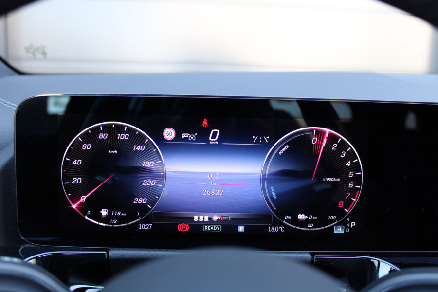 Mercedes-Benz GLA 250 e AMG Line | BTW | FACELIFT | PANO | MEMORY | 360 | MULTIBEAM |