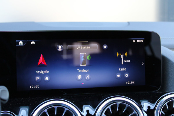 Mercedes-Benz GLA 250 e AMG Line | BTW | FACELIFT | PANO | MEMORY | 360 | MULTIBEAM |