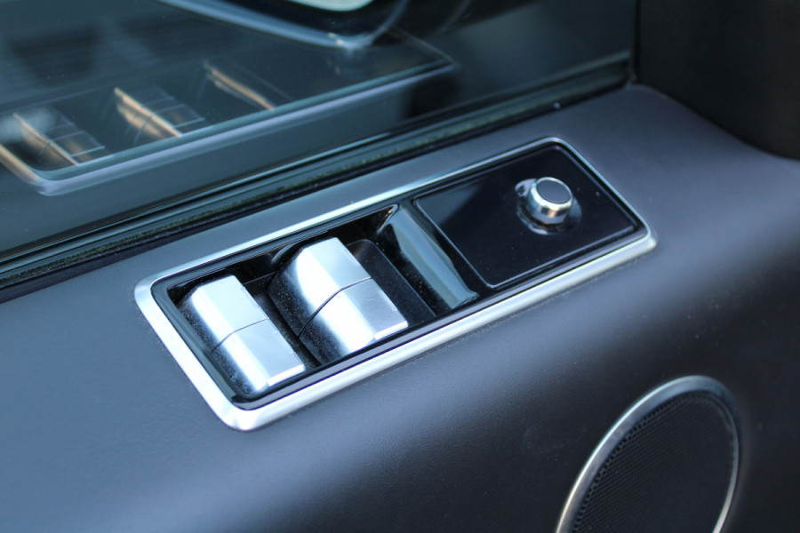 Land Rover Range Rover Sport 3.0 SDV6 HSE Dynamic | PANO | HUD | REAR ENTERTAINMENT | MEMORY | MERIDIAN | ELEK TREKHAAK | Land Rover Range Rover Sport 3.0 SDV6 HSE Dynamic | PANO | HUD | REAR ENTERTAINMENT | MEMORY | MERIDIAN | ELEK TREKHAAK |