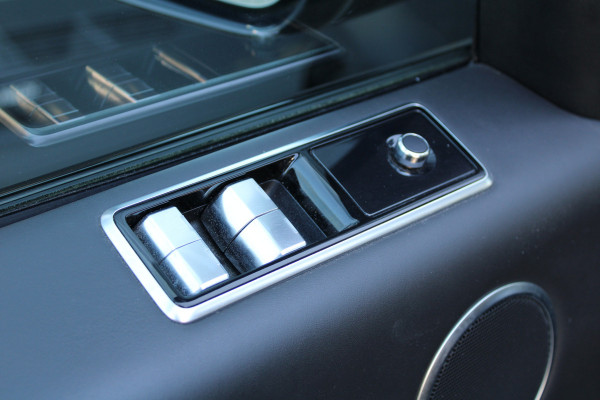 Land Rover Range Rover Sport 3.0 SDV6 HSE Dynamic | PANO | HUD | REAR ENTERTAINMENT | MEMORY | MERIDIAN | ELEK TREKHAAK | Land Rover Range Rover Sport 3.0 SDV6 HSE Dynamic | PANO | HUD | REAR ENTERTAINMENT | MEMORY | MERIDIAN | ELEK TREKHAAK |