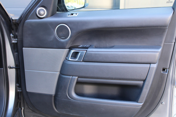 Land Rover Range Rover Sport 3.0 SDV6 HSE Dynamic | PANO | HUD | REAR ENTERTAINMENT | MEMORY | MERIDIAN | ELEK TREKHAAK | Land Rover Range Rover Sport 3.0 SDV6 HSE Dynamic | PANO | HUD | REAR ENTERTAINMENT | MEMORY | MERIDIAN | ELEK TREKHAAK |