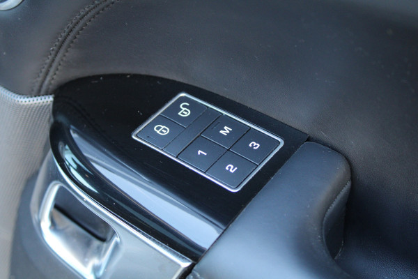 Land Rover Range Rover Sport 3.0 SDV6 HSE Dynamic | PANO | HUD | REAR ENTERTAINMENT | MEMORY | MERIDIAN | ELEK TREKHAAK | Land Rover Range Rover Sport 3.0 SDV6 HSE Dynamic | PANO | HUD | REAR ENTERTAINMENT | MEMORY | MERIDIAN | ELEK TREKHAAK |