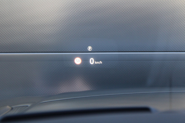 Land Rover Range Rover Sport 3.0 SDV6 HSE Dynamic | PANO | HUD | REAR ENTERTAINMENT | MEMORY | MERIDIAN | ELEK TREKHAAK | Land Rover Range Rover Sport 3.0 SDV6 HSE Dynamic | PANO | HUD | REAR ENTERTAINMENT | MEMORY | MERIDIAN | ELEK TREKHAAK |