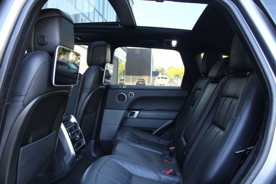 Land Rover Range Rover Sport 3.0 SDV6 HSE Dynamic | PANO | HUD | REAR ENTERTAINMENT | MEMORY | MERIDIAN | ELEK TREKHAAK | Land Rover Range Rover Sport 3.0 SDV6 HSE Dynamic | PANO | HUD | REAR ENTERTAINMENT | MEMORY | MERIDIAN | ELEK TREKHAAK |