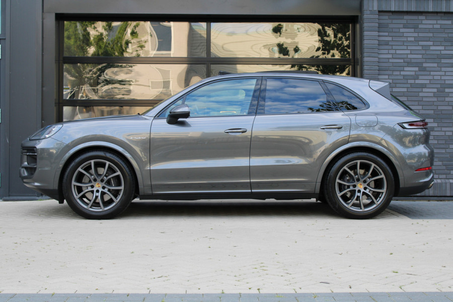 Porsche Cayenne 3.0 E-Hybrid | NAP | PANO | HUD | MEMORY | SPORTUITLAAT | BOSE | STUURVERW |