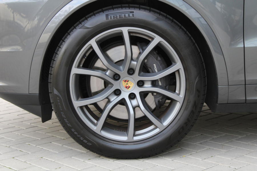 Porsche Cayenne 3.0 E-Hybrid | NAP | PANO | HUD | MEMORY | SPORTUITLAAT | BOSE | STUURVERW |