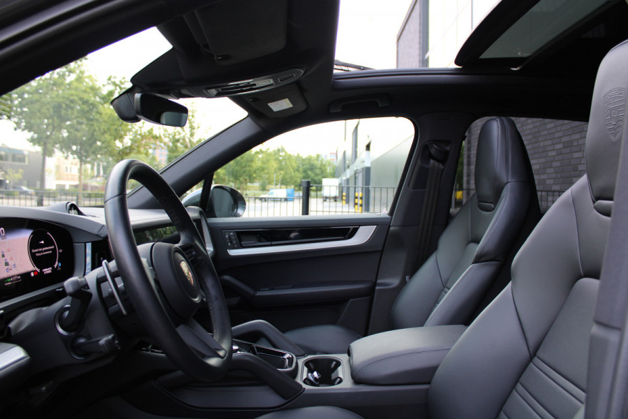 Porsche Cayenne 3.0 E-Hybrid | NAP | PANO | HUD | MEMORY | SPORTUITLAAT | BOSE | STUURVERW |
