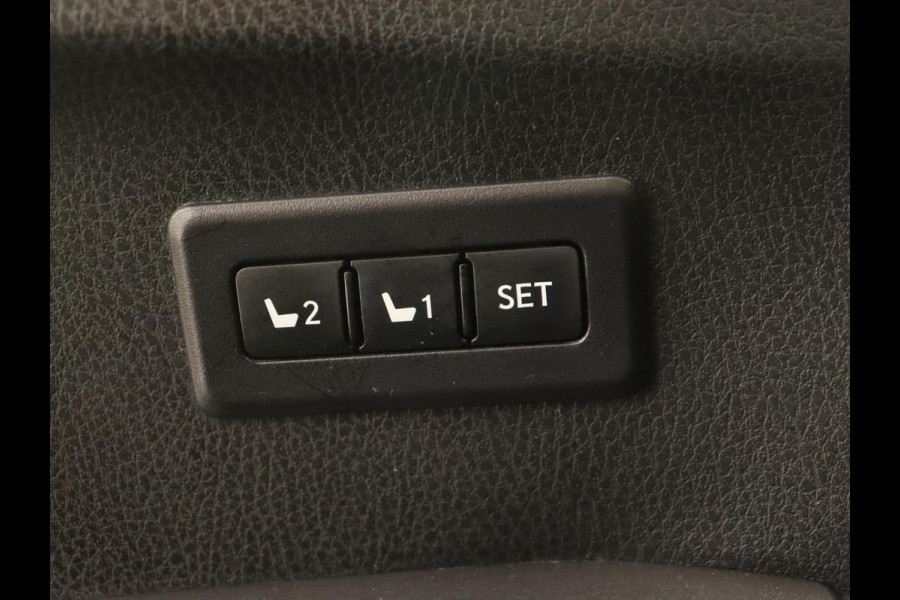 Toyota RAV4 2.5 Hybrid Executive | Trekhaak | Leder | 360 Camera | Stoelverwarming | Adaptive cruise | Navigatie | Memory | Bluetooth | JBL audio | Getint glas | Full LED