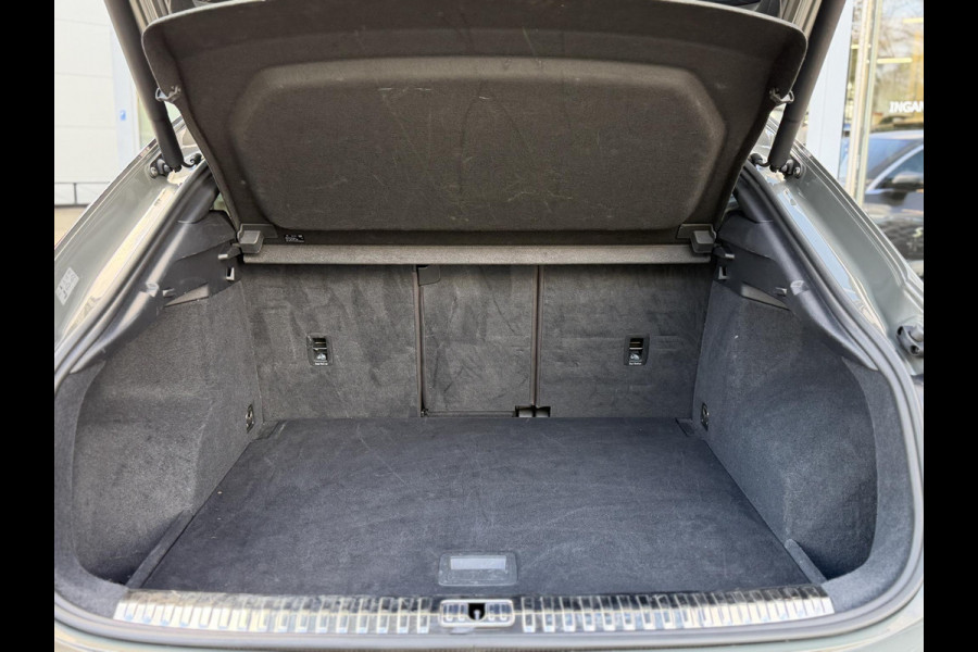 Audi Q3 Sportback 35 TFSI Pro Line S |Ad.Cruise|B&O|Leer|MatrixLed|Cam|20"|Trekhaak Audi Q3 Sportback 35 TFSI Pro Line S |Ad.Cruise|B&O|Leer|MatrixLed|Cam|20"|Trekhaak