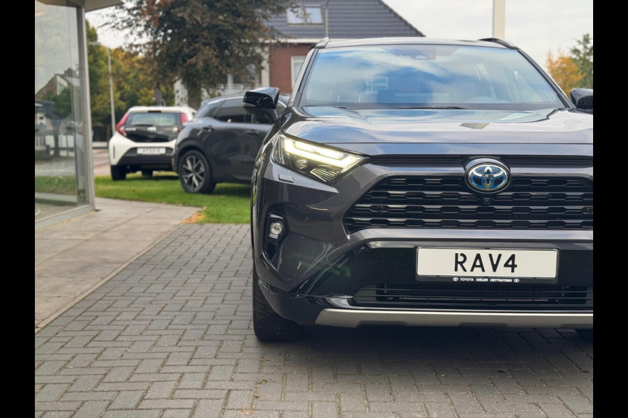 Toyota RAV4 2.5 Hybrid Bi-Tone Plus | JBL, Dodehoekherkenning, Parkeersensoren, Stoel + Stuurverwarming, 360 Camera