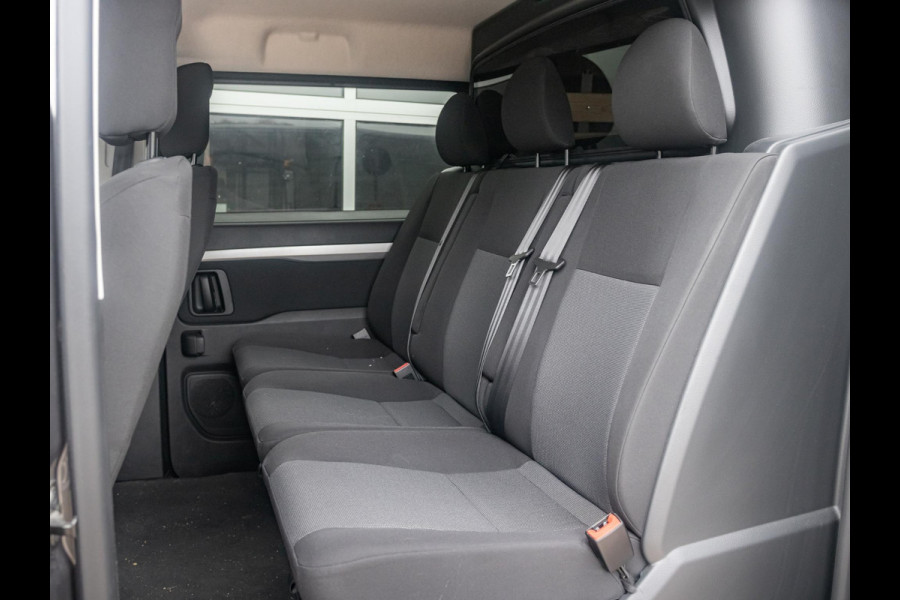 Fiat Scudo 2.0 MultiJet 180pk Aut. L3 DC | 18" | Bumper in kleur | Treeplanken | Clima | Cruise | Dubbele schuifdeur | 5 Zitpl. | PDC | Camera
