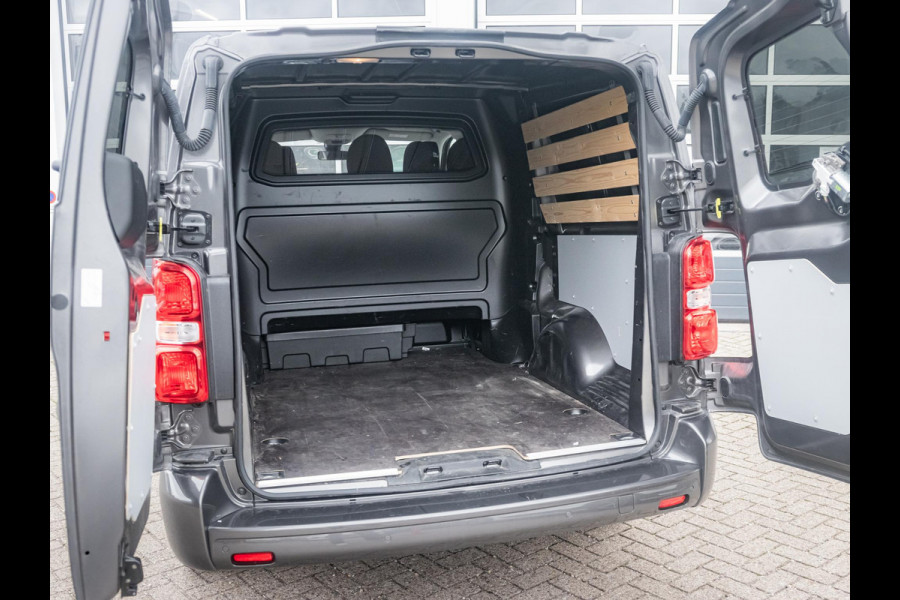 Fiat Scudo 2.0 MultiJet 180pk Aut. L3 DC | 18" | Bumper in kleur | Treeplanken | Clima | Cruise | Dubbele schuifdeur | 5 Zitpl. | PDC | Camera