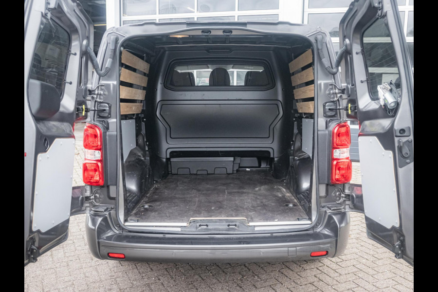 Fiat Scudo 2.0 MultiJet 180pk Aut. L3 DC | 18" | Bumper in kleur | Treeplanken | Clima | Cruise | Dubbele schuifdeur | 5 Zitpl. | PDC | Camera