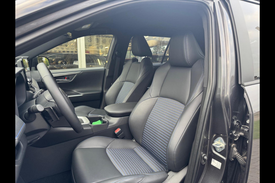 Toyota RAV4 2.5 Hybrid Bi-Tone Plus | JBL, Dodehoekherkenning, Parkeersensoren, Stoel + Stuurverwarming, 360 Camera