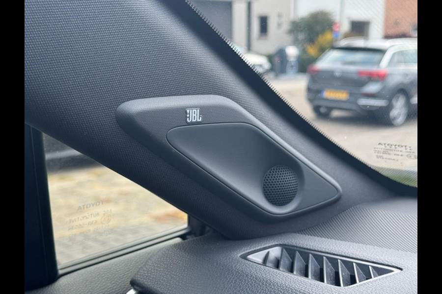 Toyota RAV4 2.5 Hybrid Bi-Tone Plus | JBL, Dodehoekherkenning, Parkeersensoren, Stoel + Stuurverwarming, 360 Camera