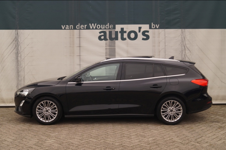 Ford Focus Wagon 1.0 EcoBoost 125pk Titanium Business -PANO-TREKHAAK-