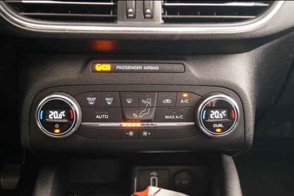Ford Focus Wagon 1.0 EcoBoost 125pk Titanium Business -PANO-TREKHAAK-