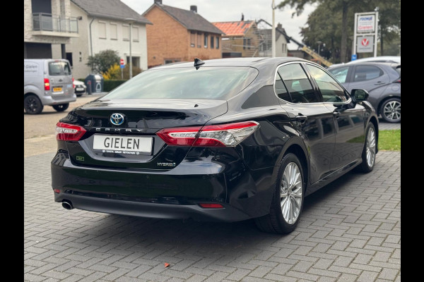 Toyota Camry 2.5 Hybrid Executive | Leer, Stoelverwarming, Elektrische achterklep, Dodehoekherkenning, Parkeersensoren, 18 inch, Keyless