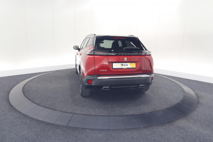 Peugeot 2008 PureTech 130 GT Pack | Panoramadak | Camera | Adaptieve Cruise Control | Stoelverwarming Peugeot 2008 PureTech 130 GT Pack | Panoramadak | Camera | Adaptieve Cruise Control | Stoelverwarming