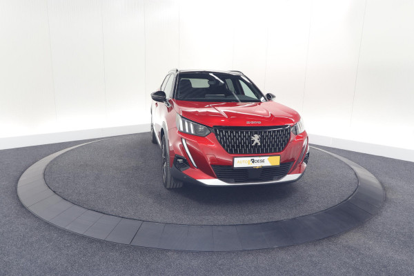 Peugeot 2008 PureTech 130 GT Pack | Panoramadak | Camera | Adaptieve Cruise Control | Stoelverwarming Peugeot 2008 PureTech 130 GT Pack | Panoramadak | Camera | Adaptieve Cruise Control | Stoelverwarming