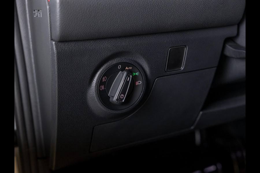 Seat Ibiza 1.0 TSI FR Limited Edition / 110pk / Panorama dak / Stoelverwarming / Keyless / Seat Ibiza 1.0 TSI FR Limited Edition / 110pk / Panorama dak / Stoelverwarming / Keyless /