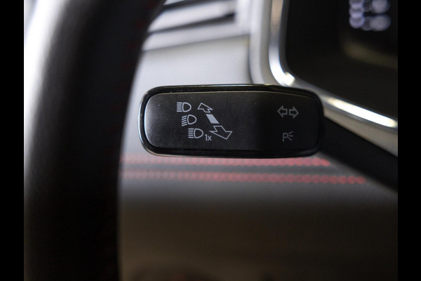 Seat Ibiza 1.0 TSI FR Limited Edition / 110pk / Panorama dak / Stoelverwarming / Keyless / Seat Ibiza 1.0 TSI FR Limited Edition / 110pk / Panorama dak / Stoelverwarming / Keyless /