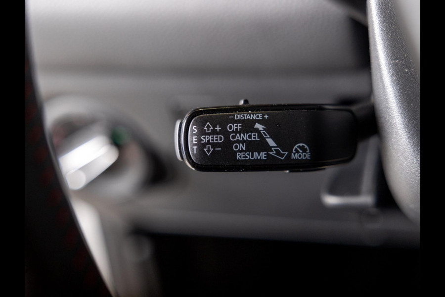 Seat Ibiza 1.0 TSI FR Limited Edition / 110pk / Panorama dak / Stoelverwarming / Keyless / Seat Ibiza 1.0 TSI FR Limited Edition / 110pk / Panorama dak / Stoelverwarming / Keyless /