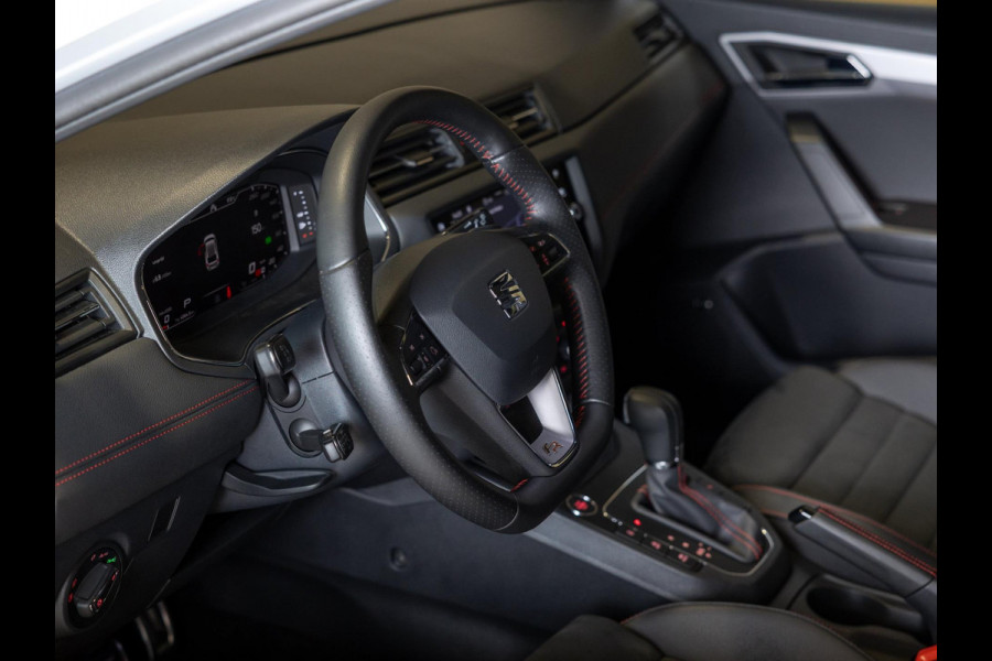 Seat Ibiza 1.0 TSI FR Limited Edition / 110pk / Panorama dak / Stoelverwarming / Keyless / Seat Ibiza 1.0 TSI FR Limited Edition / 110pk / Panorama dak / Stoelverwarming / Keyless /