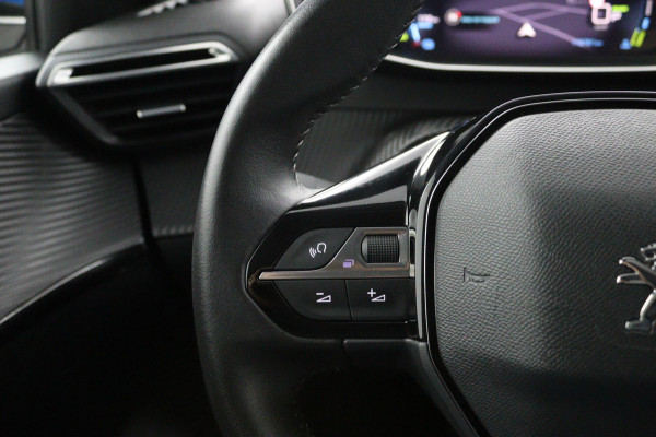 Peugeot e-208 EV Allure 50 kWh*CRUISE*A/C*CARPLAY*CAMERA*