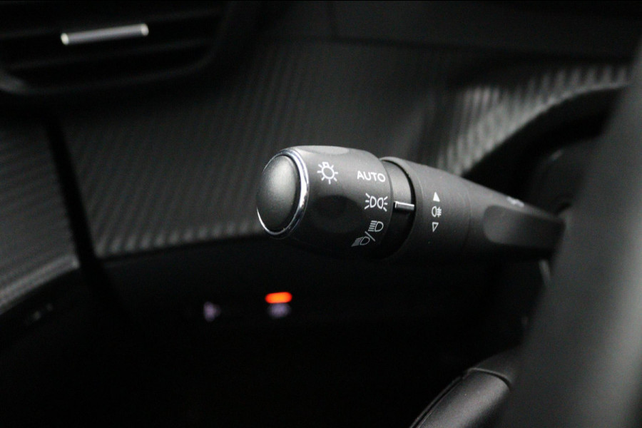 Peugeot e-208 EV Allure 50 kWh*CRUISE*A/C*CARPLAY*CAMERA*