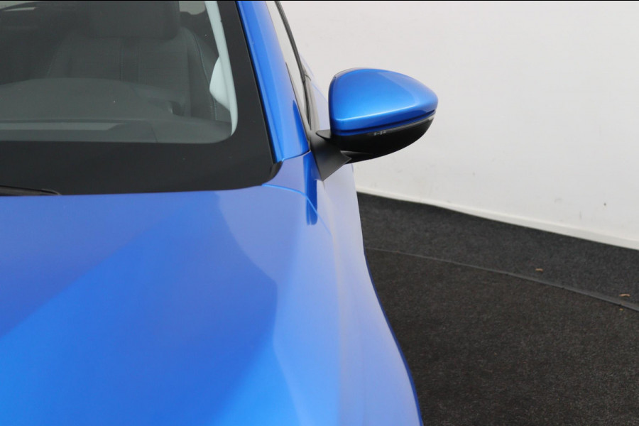 Peugeot e-208 EV Allure 50 kWh*CRUISE*A/C*CARPLAY*CAMERA*
