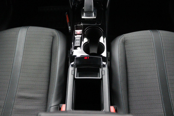 Peugeot e-208 EV Allure 50 kWh*CRUISE*A/C*CARPLAY*CAMERA*