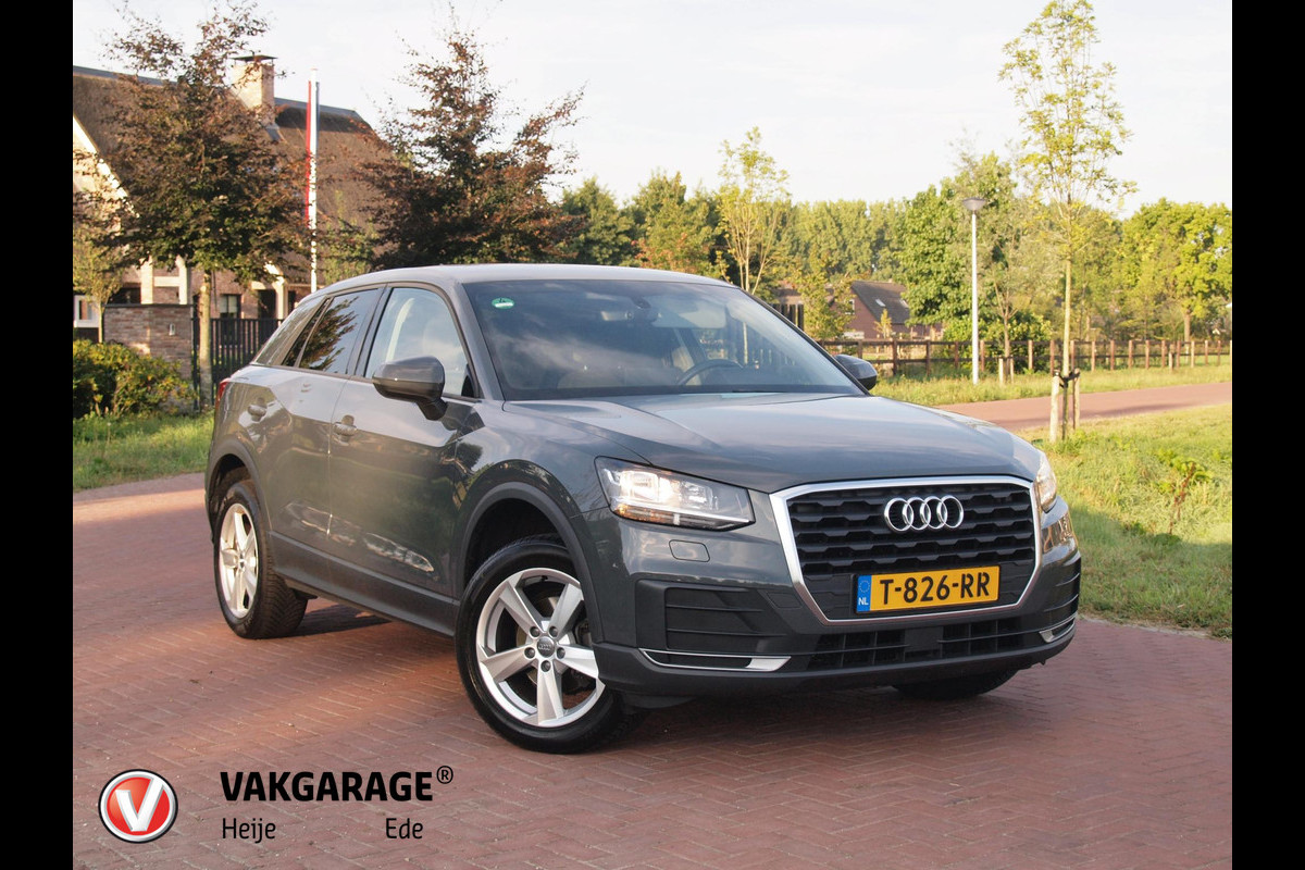 Audi Q2 30 TFSI S Edition | Apple Carplay | Camera | Audi Q2 30 TFSI S Edition | Apple Carplay | Camera |