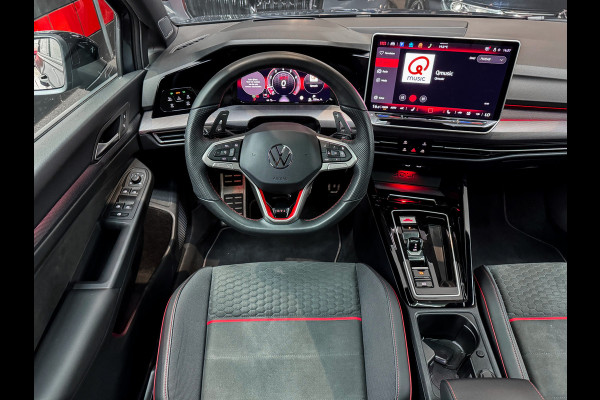 Volkswagen Golf 2.0 TSI GTI Clubsport IQ|Akrapovic|360camera||HUD|H/K|Panorama
