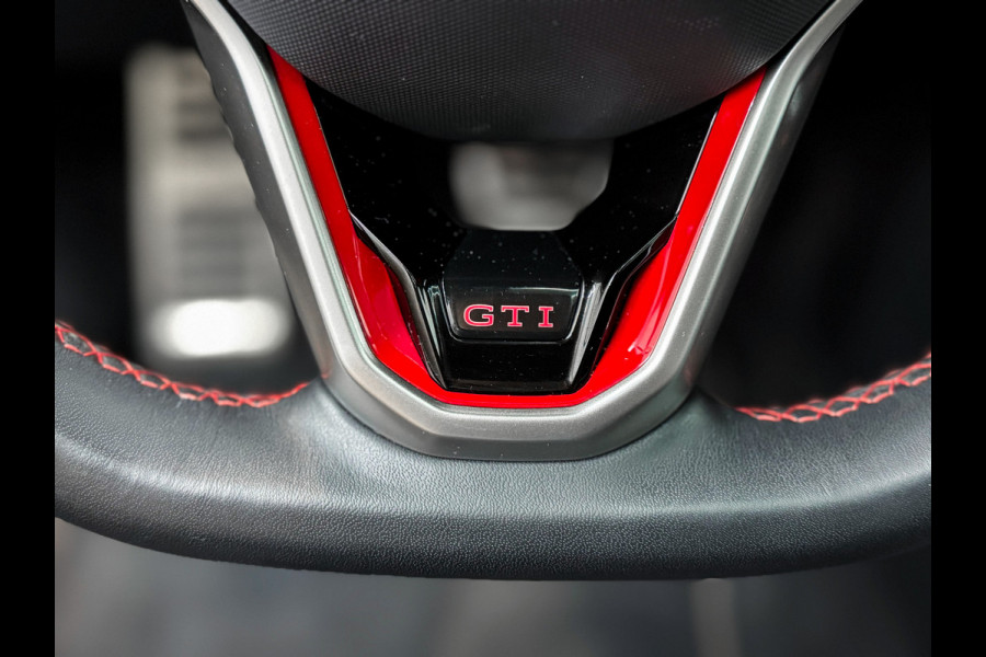 Volkswagen Golf 2.0 TSI GTI Clubsport IQ|Akrapovic|360camera||HUD|H/K|Panorama