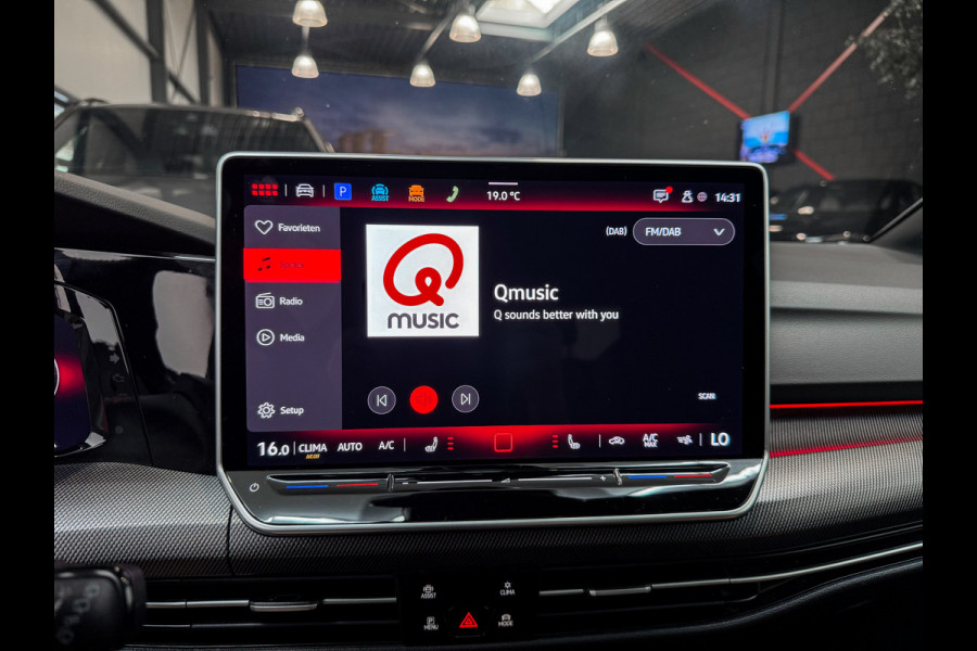 Volkswagen Golf 2.0 TSI GTI Clubsport IQ|Akrapovic|360camera||HUD|H/K|Panorama