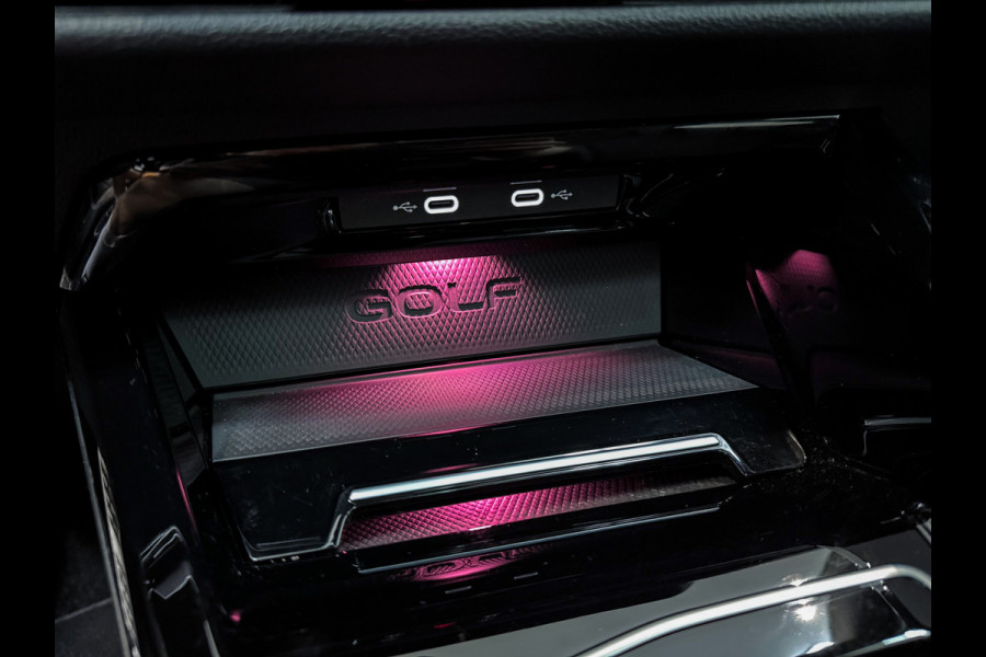 Volkswagen Golf 2.0 TSI GTI Clubsport IQ|Akrapovic|360camera||HUD|H/K|Panorama