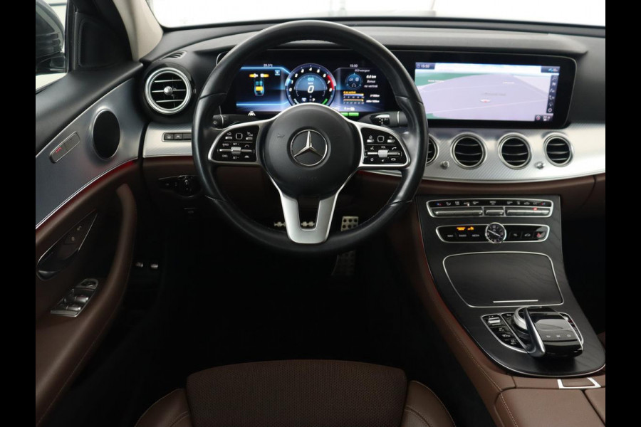 Mercedes-Benz E-Klasse 300e Avantgarde | Adaptive cruise | Leder | Stoelverwarming | Widescreen | Carplay | Sfeerverlichting | Navigatie | Camera | Park Assist | PHEV | Plug In Mercedes-Benz E-Klasse 300e Avantgarde | Adaptive cruise | Leder | Stoelverwarming | Widescreen | Carplay | Sfeerverlichting | Navigatie | Camera | Park Assist | PHEV | Plug In