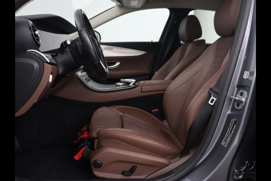 Mercedes-Benz E-Klasse 300e Avantgarde | Adaptive cruise | Leder | Stoelverwarming | Widescreen | Carplay | Sfeerverlichting | Navigatie | Camera | Park Assist | PHEV | Plug In Mercedes-Benz E-Klasse 300e Avantgarde | Adaptive cruise | Leder | Stoelverwarming | Widescreen | Carplay | Sfeerverlichting | Navigatie | Camera | Park Assist | PHEV | Plug In