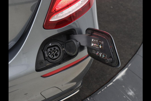 Mercedes-Benz E-Klasse 300e Avantgarde | Adaptive cruise | Leder | Stoelverwarming | Widescreen | Carplay | Sfeerverlichting | Navigatie | Camera | Park Assist | PHEV | Plug In Mercedes-Benz E-Klasse 300e Avantgarde | Adaptive cruise | Leder | Stoelverwarming | Widescreen | Carplay | Sfeerverlichting | Navigatie | Camera | Park Assist | PHEV | Plug In