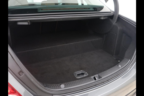 Mercedes-Benz E-Klasse 300e Avantgarde | Adaptive cruise | Leder | Stoelverwarming | Widescreen | Carplay | Sfeerverlichting | Navigatie | Camera | Park Assist | PHEV | Plug In Mercedes-Benz E-Klasse 300e Avantgarde | Adaptive cruise | Leder | Stoelverwarming | Widescreen | Carplay | Sfeerverlichting | Navigatie | Camera | Park Assist | PHEV | Plug In
