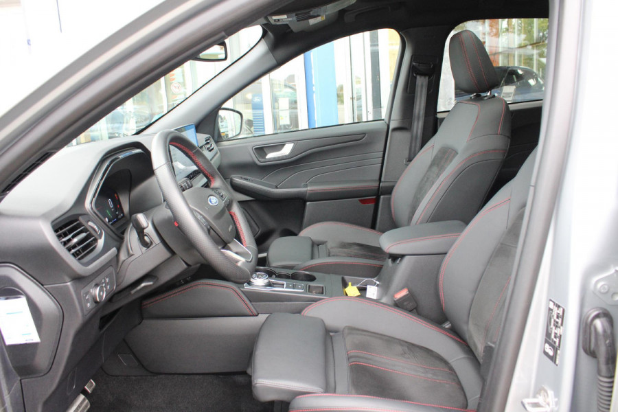 Ford Kuga 2.5 PHEV ST-Line X 243pk | Driver Assistance pack | Winterpack | Technology Pack | Panoramadak | Wegklapbare Trekhaak | 19 inch Licht metaal | Ford Kuga 2.5 PHEV ST-Line X 243pk | Driver Assistance pack | Winterpack | Technology Pack | Panoramadak | Wegklapbare Trekhaak | 19 inch Licht metaal |